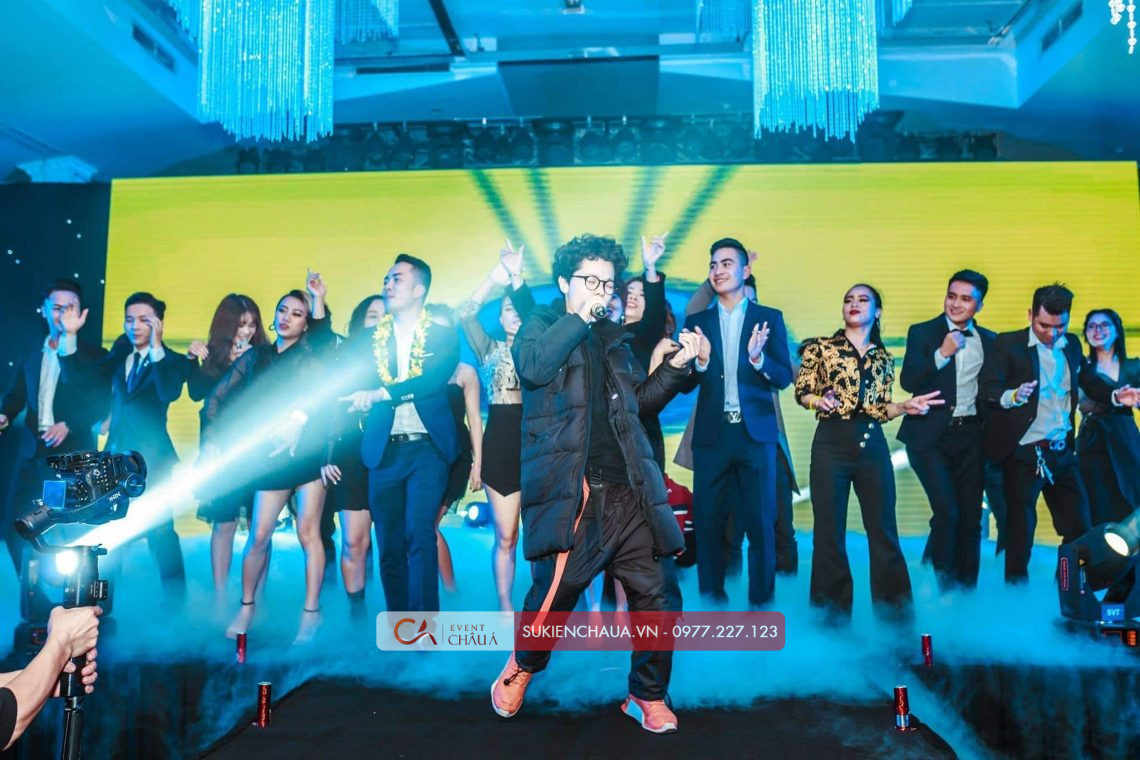 Cung cấp ca sĩ biểu diễn