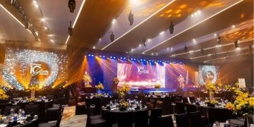 Xu hướng đặt tiệc liên hoan cuối năm ấn tượng 2024