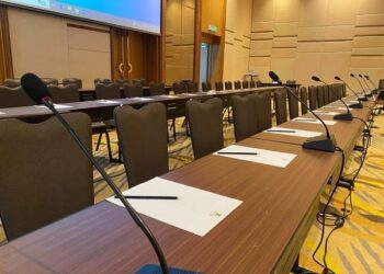 Cho thuê âm thanh hội nghị, hội thảo giá rẻ tại Hà Nội