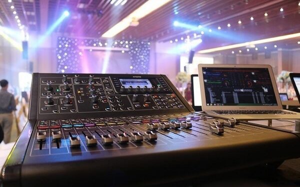 Thuê dàn âm thanh đám cưới chuyên nghiệp tại Hà Nội